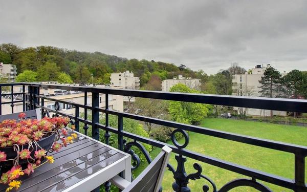 Appartement à vendre    5 pièces • 107,65 m2 Le Plessis-Robinson