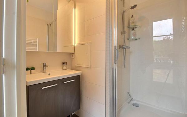 Appartement à vendre    5 pièces • 107,65 m2 Le Plessis-Robinson
