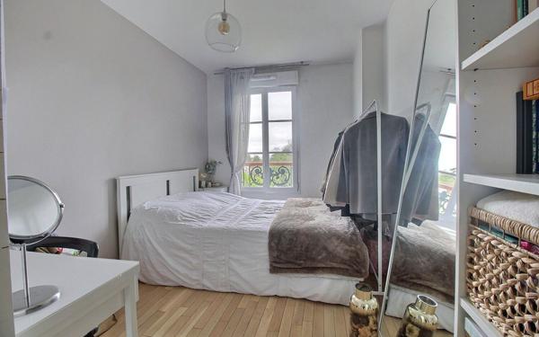 Appartement à vendre    5 pièces • 107,65 m2 Le Plessis-Robinson