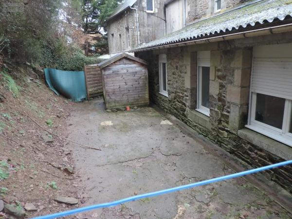 Achat - Immeuble Belle-Isle-en-Terre 22810 181 m 2 373 m 2