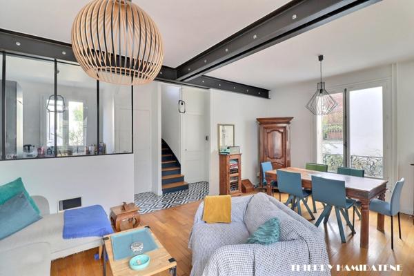 TRES RARE ! COEUR LABOURET A SEULEMENT 5/6 MN A PIED DE LA GARE DE COLOMBES , ET DES COMMERCES DE LA RUE ST DENIS BELLE MAISON 130M2 6 PIECES 4 CHAMBRES S/SOL TOTAL 1 parking EN EXTERIEUR