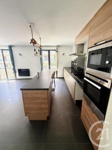 Appartement T3 à vendre  3 pièces - 63,62 m 2   RODEZ  - 12
