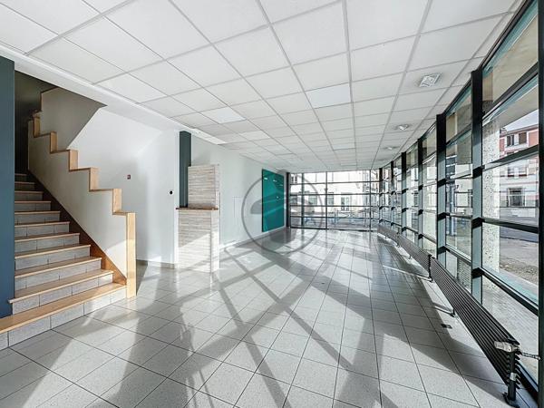 Vente Immeuble 14 pièces 490 m2 à Saint-Quentin