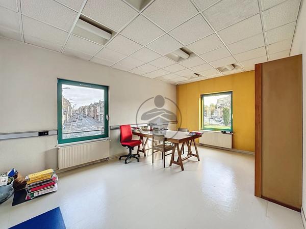 Vente Immeuble 14 pièces 490 m2 à Saint-Quentin