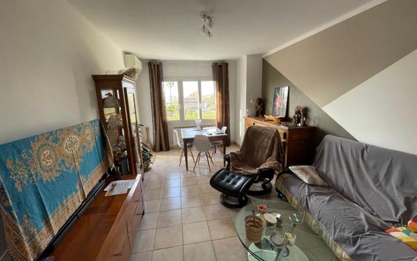 Appartement à vendre    3 pièces • 55 m2 La Seyne-sur-Mer