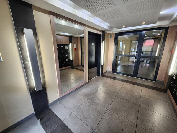 Appartement 31200 Toulouse T3 lumineux avec terrasse - parking, AU CALME