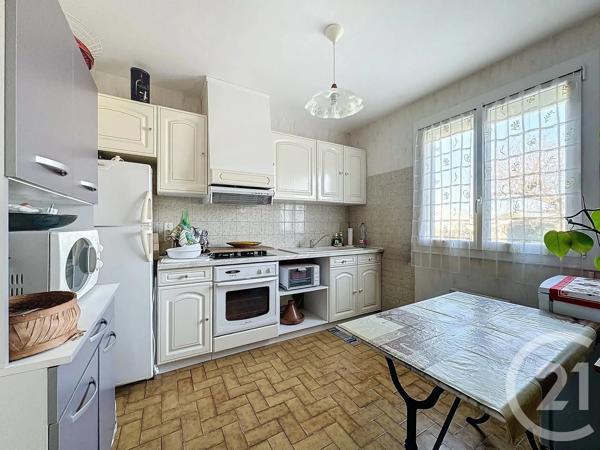 Maison à vendre  7 pièces - 195,35 m 2   PAMIERS  - 09