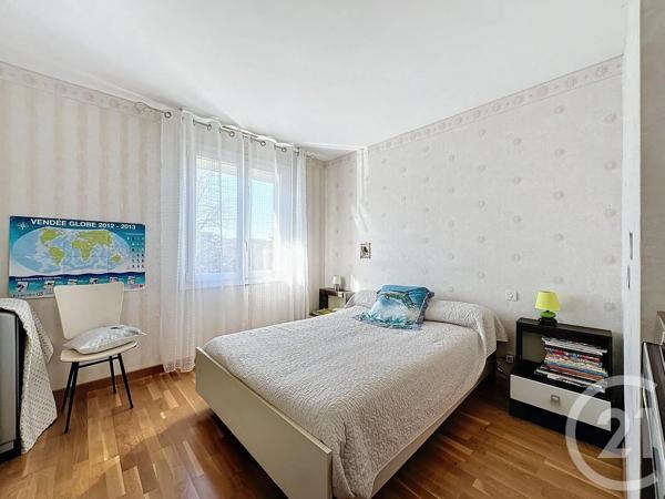 Maison à vendre  7 pièces - 195,35 m 2   PAMIERS  - 09