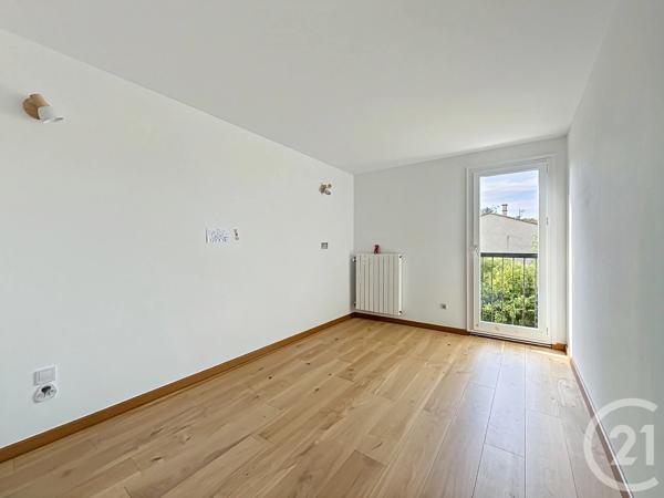 Maison à vendre  6 pièces - 135 m 2   LUNEL  - 34