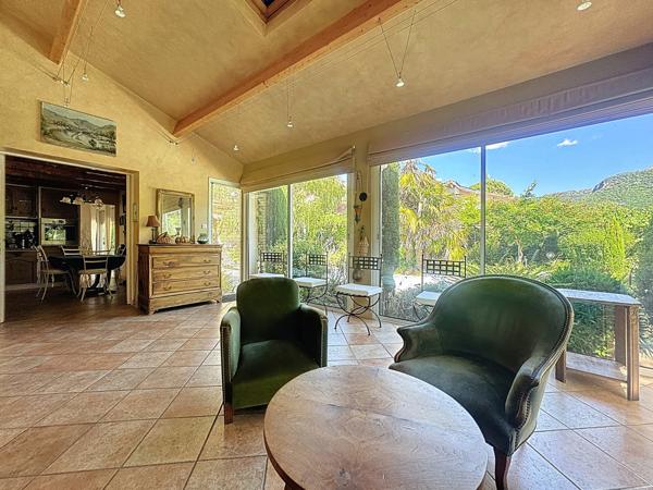 Millau (12100) Maison aux portes de Millau avec sa maisonette indépendante