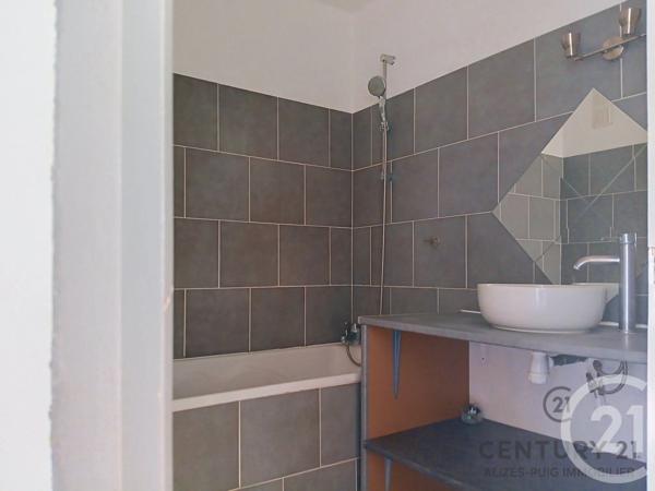Appartement F3 Bis à vendre  3 pièces - 81,43 m 2   SETE  - 34