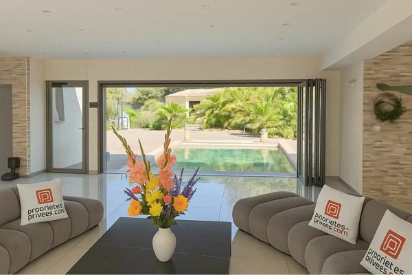 Propriété de prestige en pleine nature- 7 suite, deux piscines, à 10 minutes  des plages       de la plage