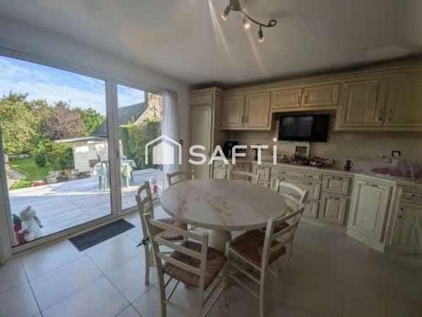 Safti-Benjamin Marcouiller vous propose : Maison 5 pièces.