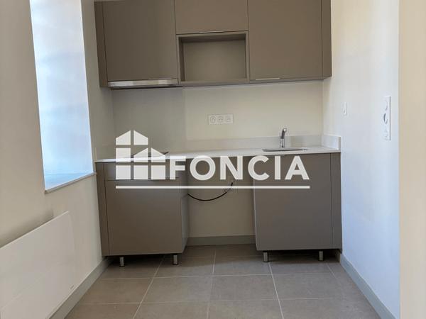 Location Studio 22.86 m² - Guingamp 22200