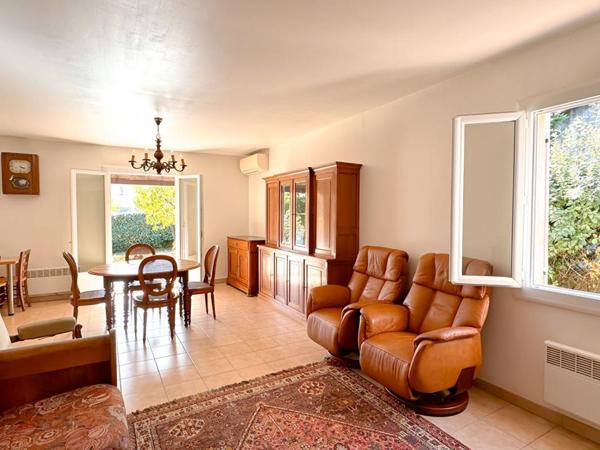 Villa à deux pas du Village