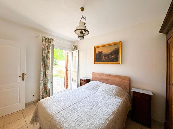 Villa à deux pas du Village