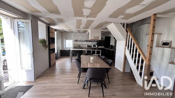 Maison à vendre 6 pièces 123,08 m² Châteauneuf-du-Faou
