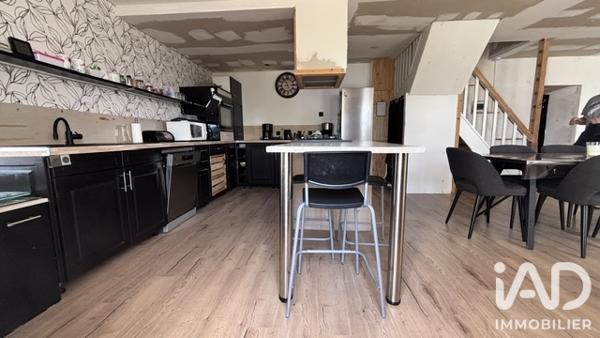 Maison à vendre 6 pièces 123,08 m² Châteauneuf-du-Faou
