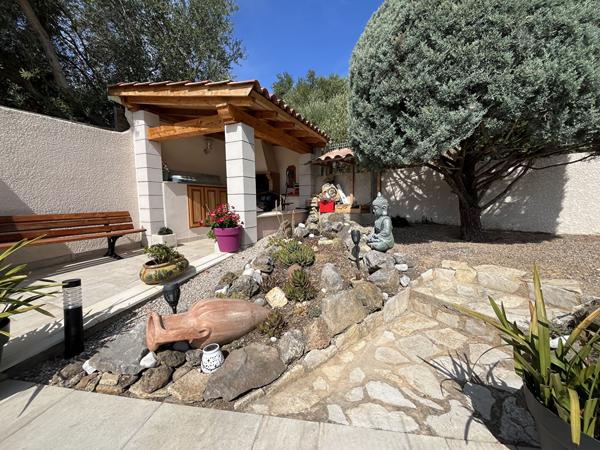 Belle villa T5 avec piscine et jardin