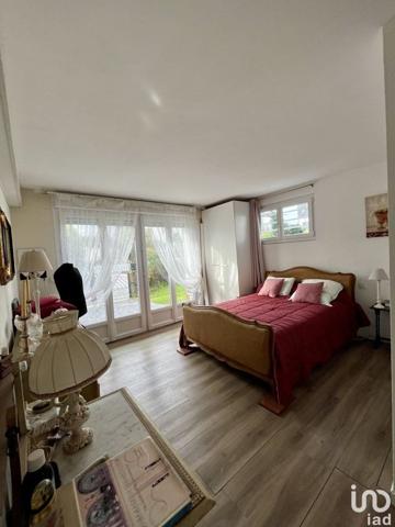 Maison 6 pièces de 168 m² à Caudan (56850)