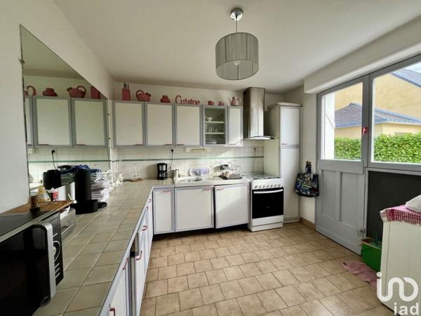 Maison 6 pièces de 168 m² à Caudan (56850)