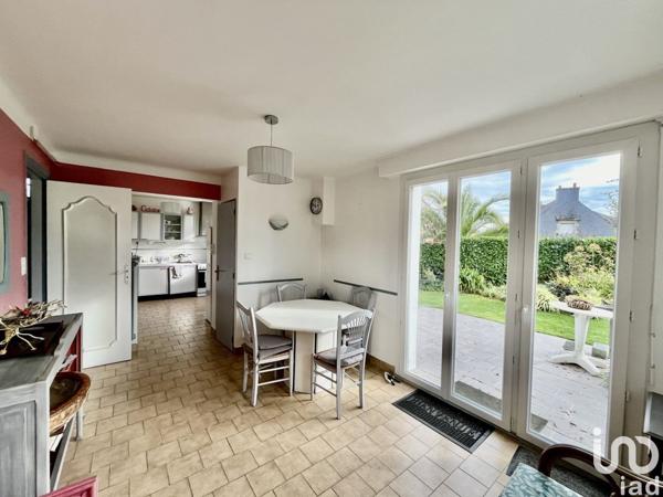 Maison 6 pièces de 168 m² à Caudan (56850)