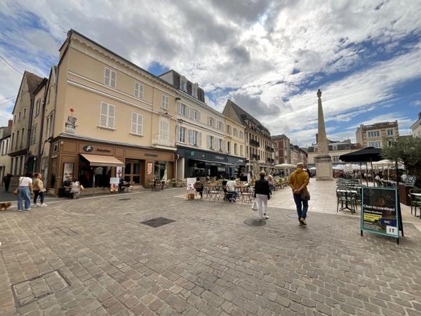Dpt Eure et Loir (28), à vendre CHARTRES appartement T2 de 43 m²