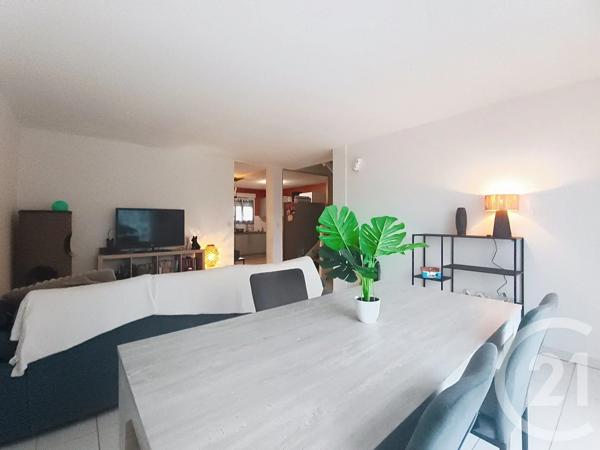 Maison à vendre  5 pièces - 91,56 m 2   BRESSOLS  - 82