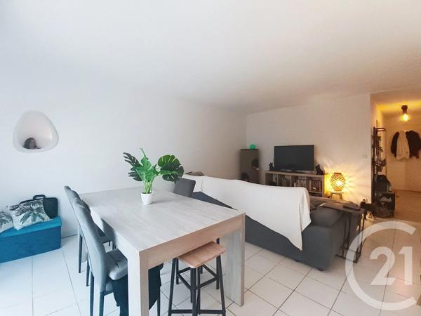 Maison à vendre  5 pièces - 91,56 m 2   BRESSOLS  - 82