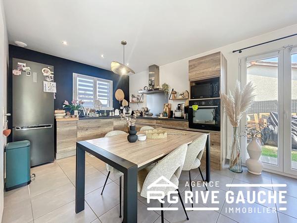 Saint-Maurice-l'Exil (38550) Maison de plain-pied, 3 chambres, 91 m2.