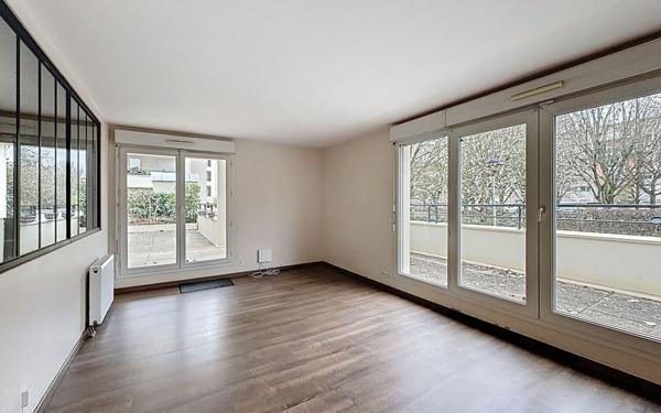 Appartement à vendre    3 pièces • 64,98 m2 Guyancourt