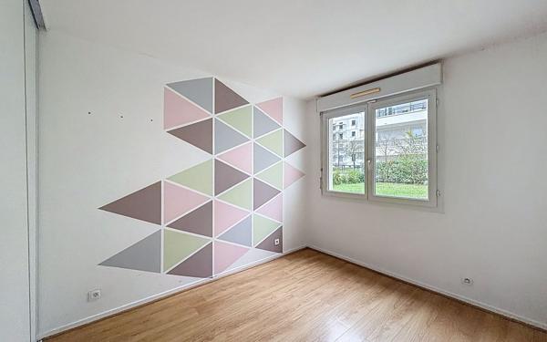 Appartement à vendre    3 pièces • 64,98 m2 Guyancourt