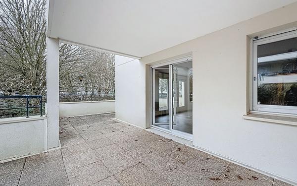Appartement à vendre    3 pièces • 64,98 m2 Guyancourt