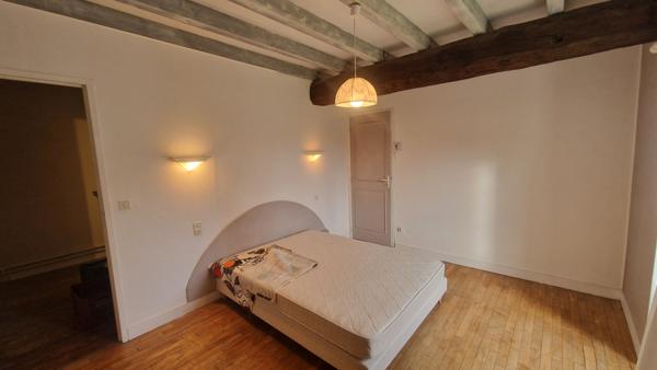 Belle maison de Maitre  proche Mareuil avec piscine et dependances