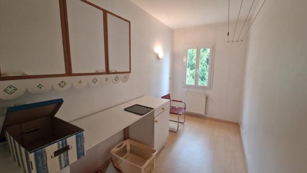 Belle maison de Maitre  proche Mareuil avec piscine et dependances