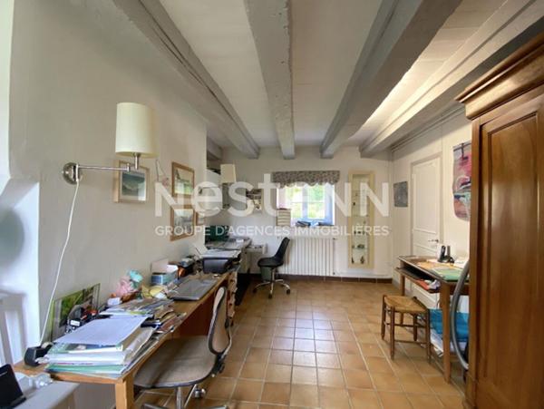 Belle maison de Maitre  proche Mareuil avec piscine et dependances