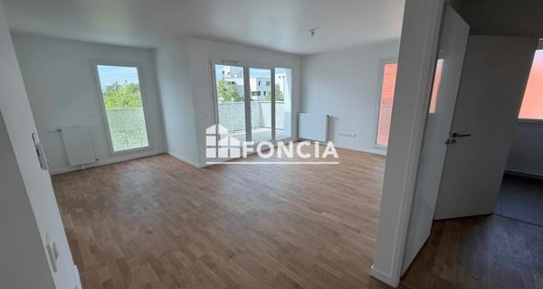 Location Appartement 3 pièces 73.4 m² - Evry 91000