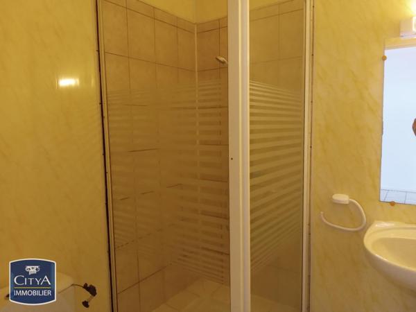 Appartement à louer 1 pièce 37m²