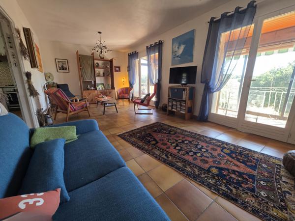 Maison
                                                                                                                                                                                                                                                                                                                        8 pièce(s)                                                                                                                                                                                                          6 chambre(s)                                                                                                                                                                                                          193.86  m²