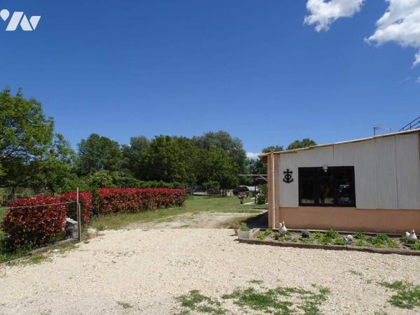 Propriété 3 logements Z.Agricole terrain de 4610m²