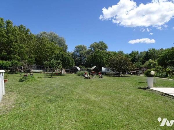 Propriété 3 logements Z.Agricole terrain de 4610m²