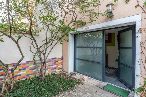 Lyon 3ème - Maison de 214,37 m² - 4 chambres - Jardin avec Piscine