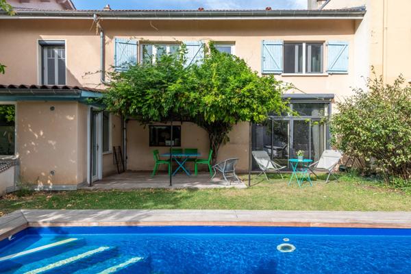 Lyon 3ème - Maison de 214,37 m² - 4 chambres - Jardin avec Piscine