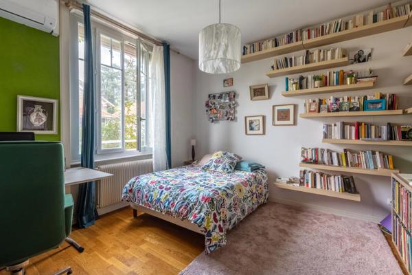Lyon 3ème - Maison de 214,37 m² - 4 chambres - Jardin avec Piscine