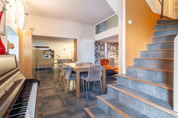 Lyon 3ème - Maison de 214,37 m² - 4 chambres - Jardin avec Piscine