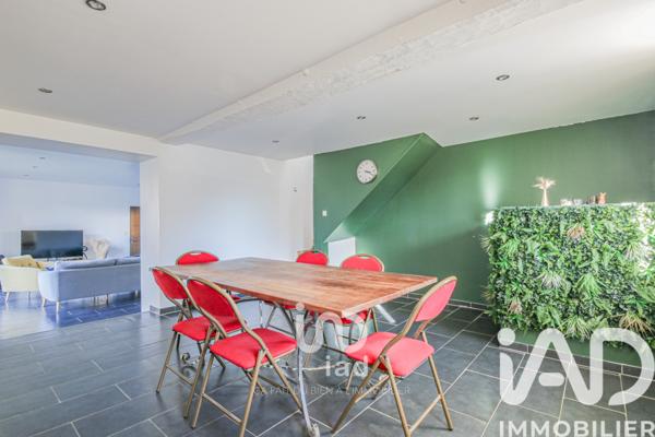 Maison à vendre 8 pièces 218 m² Criquebeuf-sur-Seine