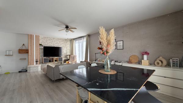 Appartement T4 93m² Corbeil-Essonnes : Grande terrasse et 3 chambres