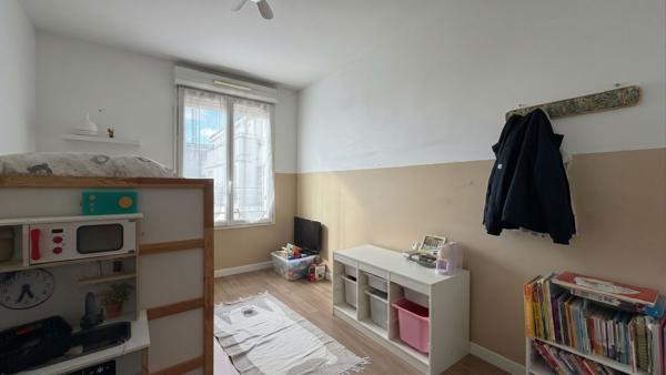 Appartement T4 93m² Corbeil-Essonnes : Grande terrasse et 3 chambres