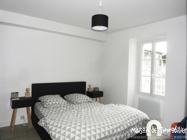 Location Bel appartement T2 meublé - 2 pièces - 40m² - COGNAC Centre-ville