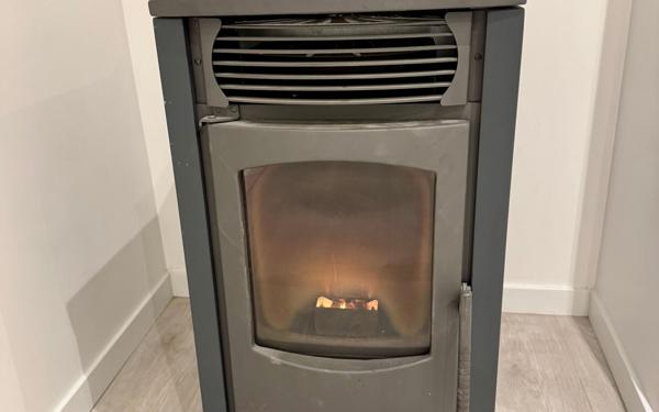 Appartement à louer    2 pièces • 58,25 m2 Ay